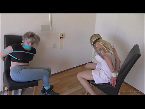 ❤️ Andevozin'ny / nofatorana sy nogadraina / tovovavy sahirana ☑ Voasary vetaveta vita an-trano amin'ny pôrnôgrafia mg.mrvideospornogratis.ru ❤